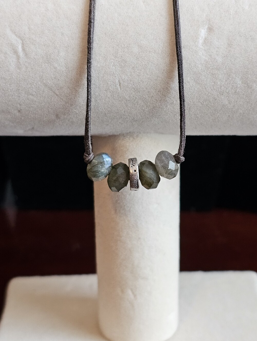 Peyote Bird Labradorite and Quartz Bead Leather Necklace - Picture 5 of 14